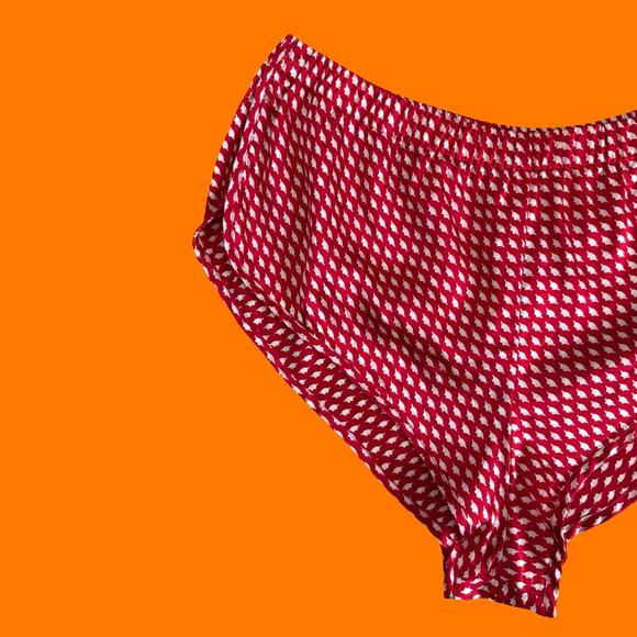 90's vintage red silk lingerie shorts SMALL victoria's secret - Picture 2 of 8